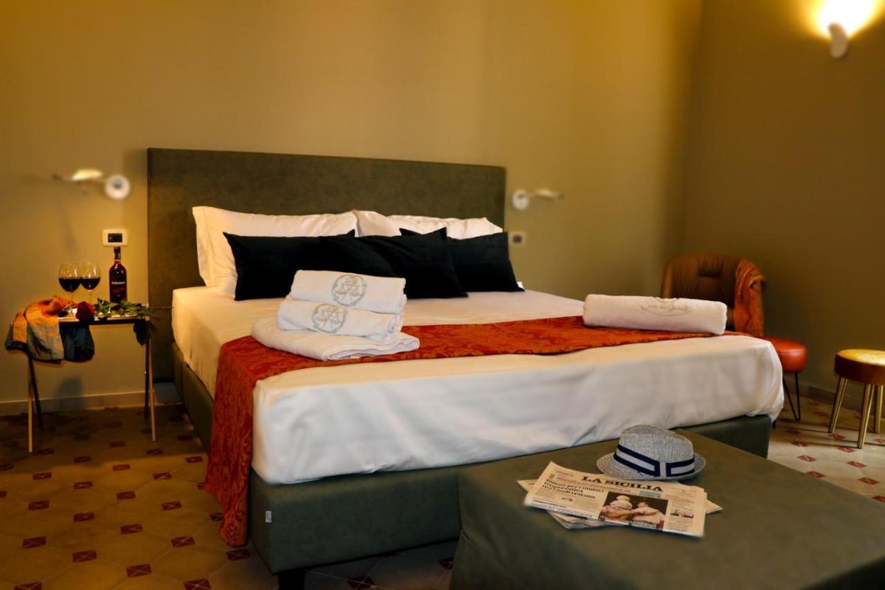 Casa Dei Giurati Bed & Breakfast Палацоло Акрейде Екстериор снимка